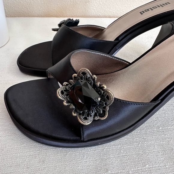 Kenneth Unlisted Cole Black Satin Jeweled Heeled Slip On Sandals Women’s 8.5 - Picture 7 of 12